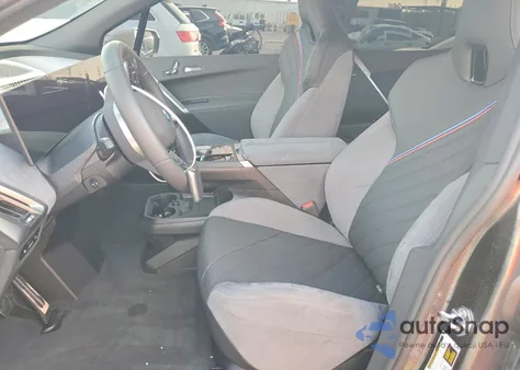 2026 BMW Ix xDrive45 z USA, uszkodzony, nr VIN WB543CF04TCW04831